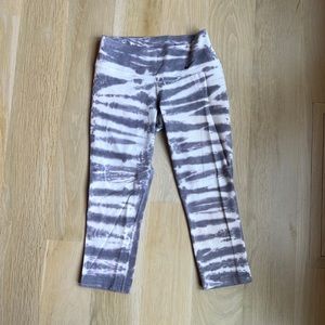 Nike dri-fit capri leggings XS